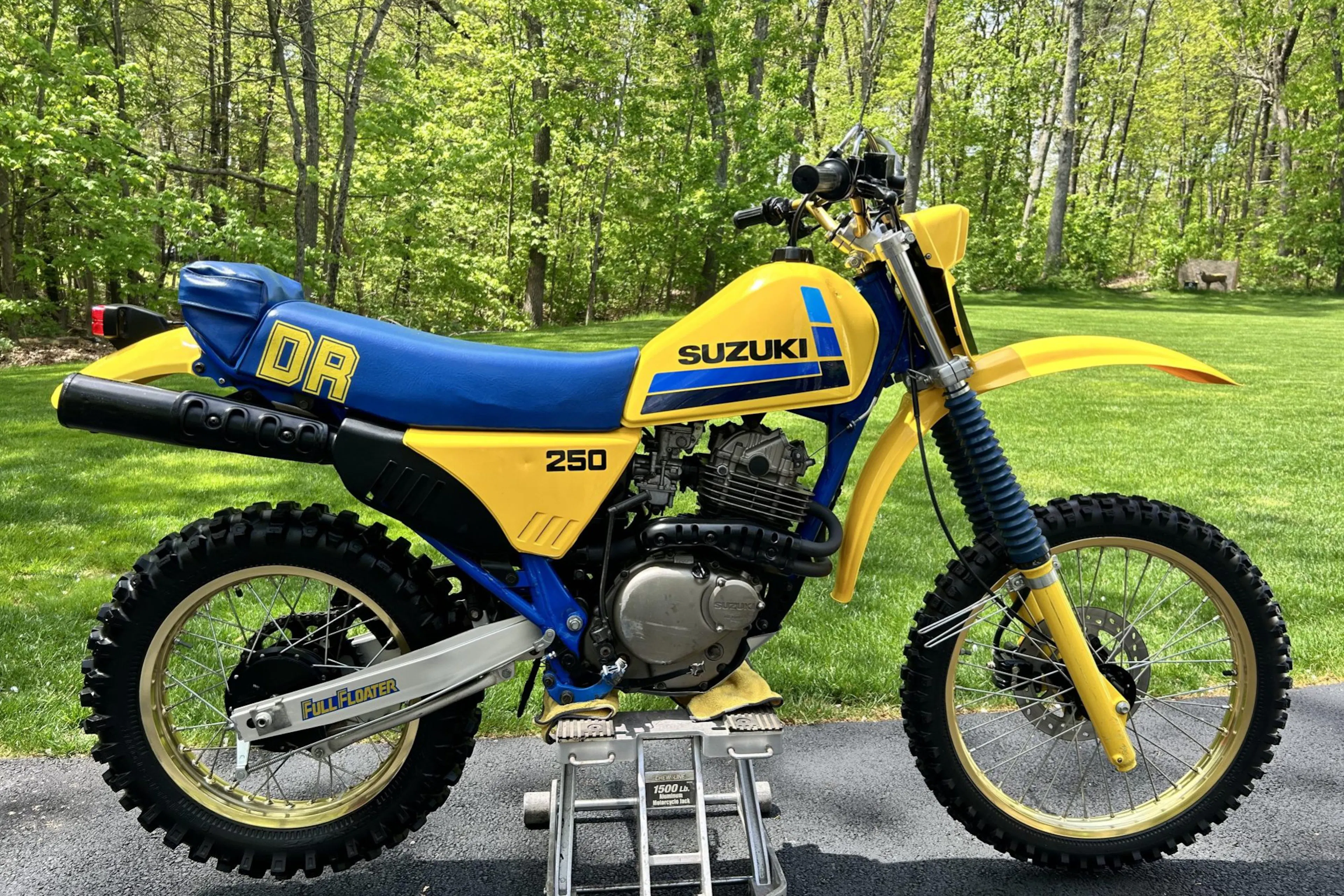 1990 Suzuki DR250 Base | Hagerty Valuation Tool®